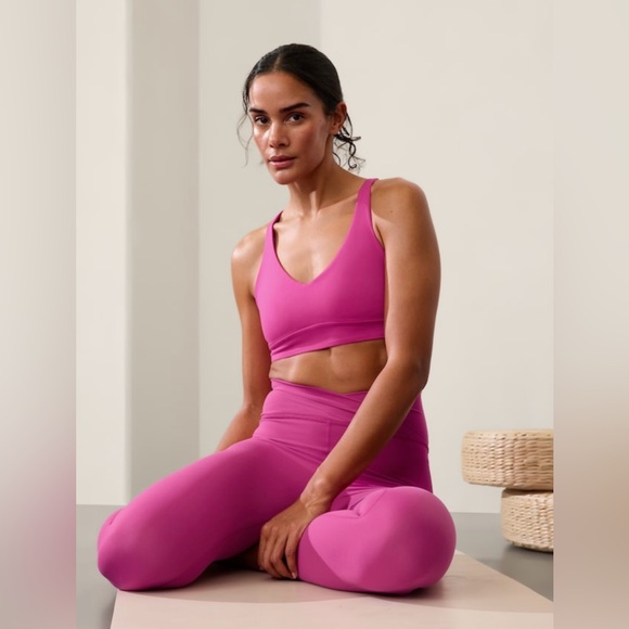 Athleta Transcend Crossover 7/8 Tight Legging // Iceplant Pink - Picture 4 of 7